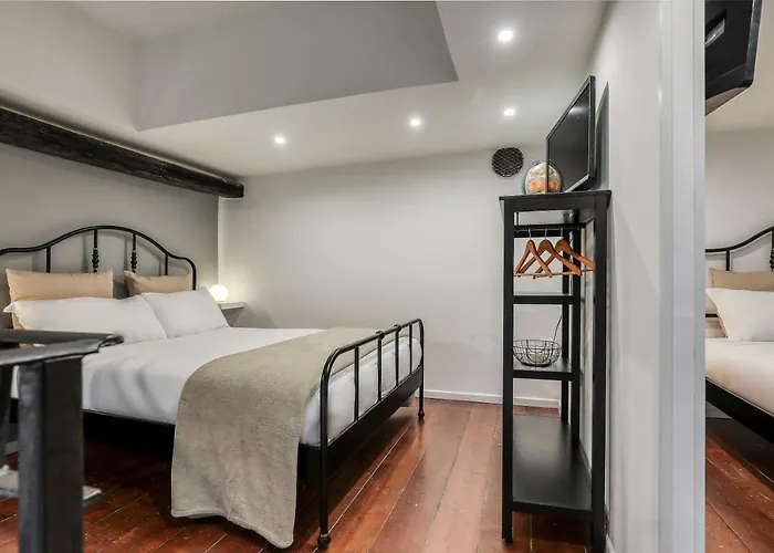 Atrhome - Canova Urban Space