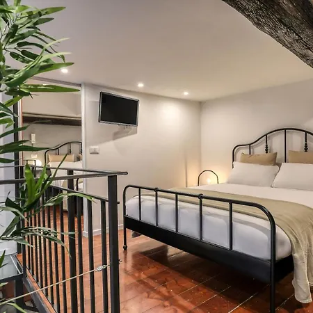 Atrhome Loft Canova Rome